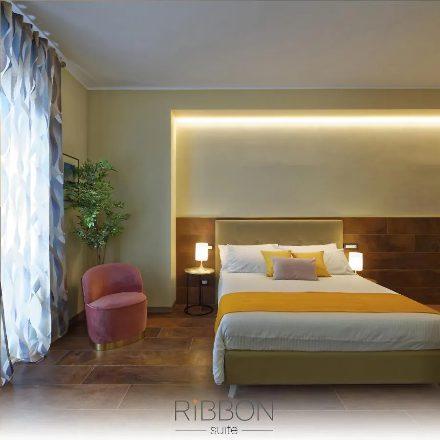 Hotel Red Ribbon Milán 2*,  Italia