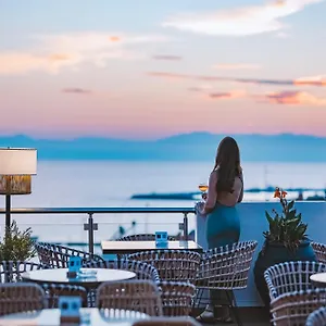 https://secret-paradise-hotel-and-spa.hotelschalkidiki.net