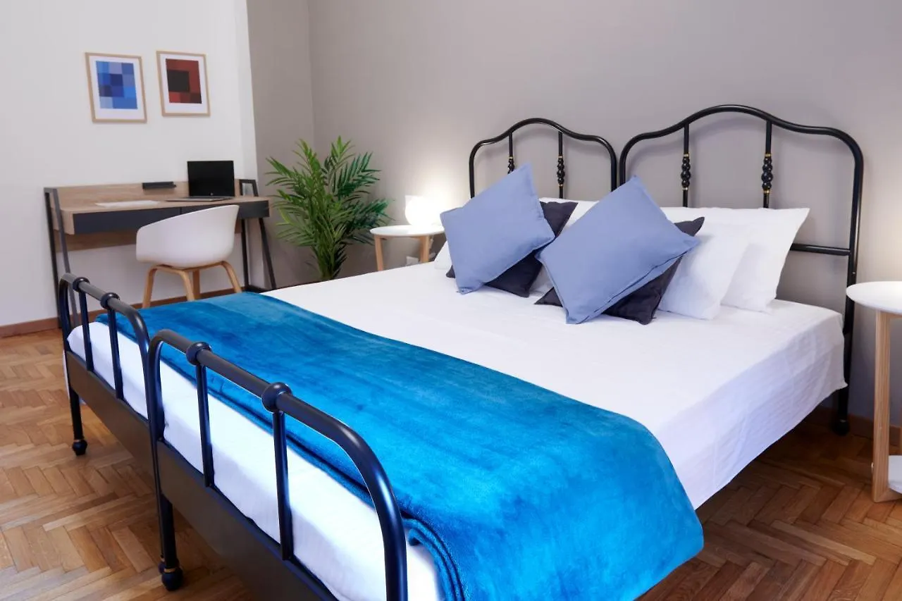 Konukevi Red Ribbon Otel Milano