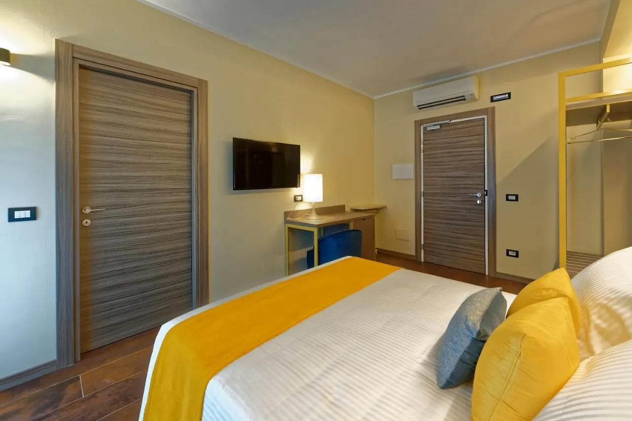 Red Ribbon Otel Milano Konukevi